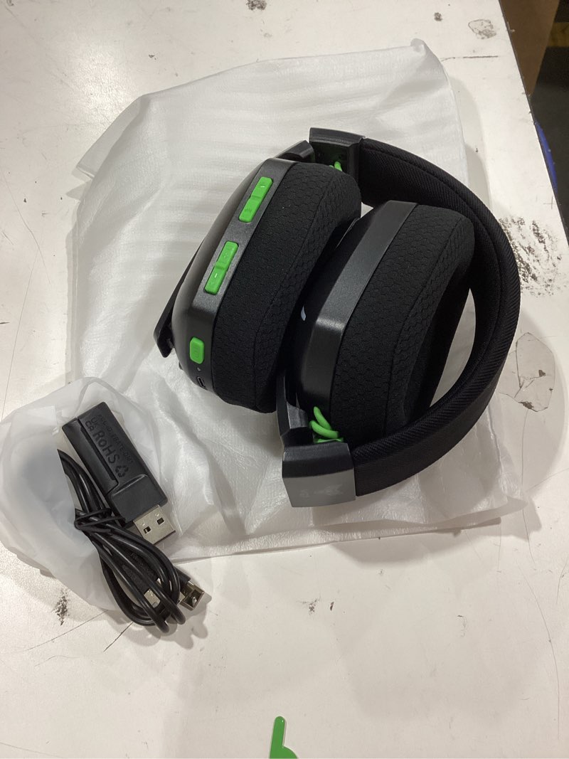 Condition photo showing Good Condition for weseary wireless gaming headset for ps5, ps4, pc, switch & mac, 20ms ultra-low latency, 2.4ghz usb & bluetooth 5.4 gaming headphones with mic, 50h battery life, 3d spatial audio, dynamic lighting aurora black
