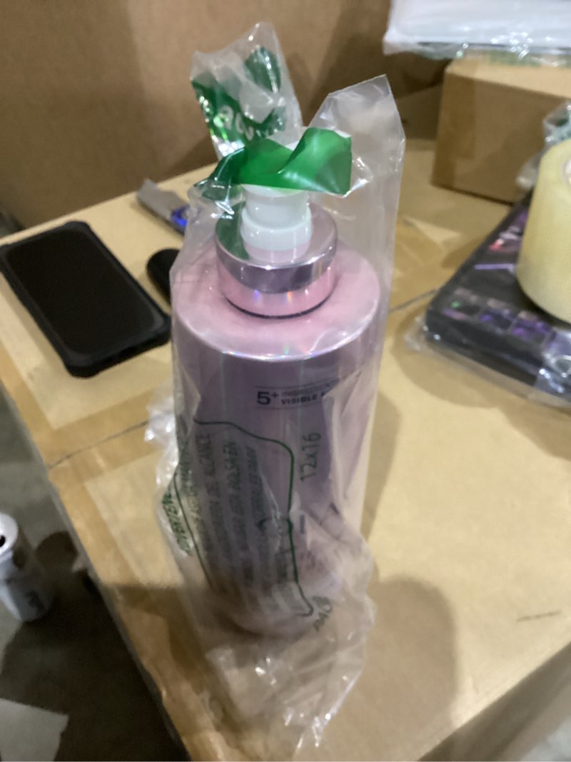 Condition photo showing New/Like New for Olay Super Serum Hand & Body Lotion for Dry Skin, 24hr Long Lasting Hydration, 5+ Ingredient Serum Complex for Bright Even Firm Luminous Skin, Sweet Vanilla & Soft Wood Scent, 18.5 fl oz Sweet Vanilla & Soft Wood 18.5 Fl Oz (Pack of 1)