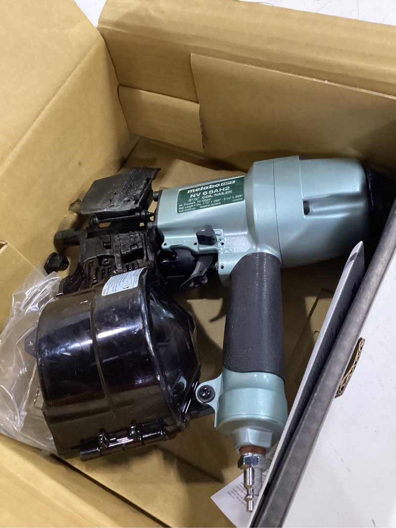 Condition photo showing As Is for metabo hpt 2-1/2-in 15-degree pneumatic siding nailer