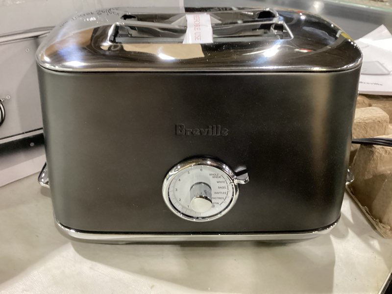 Condition photo showing Good Condition for Breville BTA735BST Toast Select Luxe Kitchen Toaster, 2 Slice, Black Stainless Steel