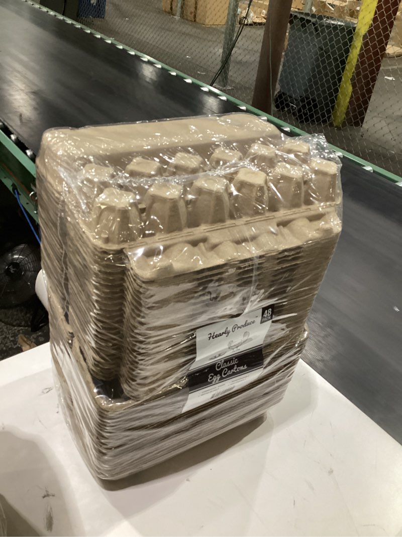 Condition photo showing New/Like New for hearly produce classic egg cartons 48 pack