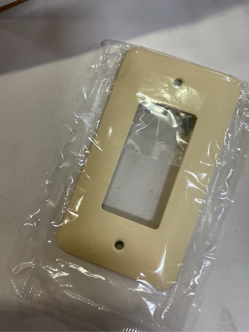 Condition photo showing Good Condition for princess 1 gang 1 rocker wall plate - ivory wrinkle(pack 20)