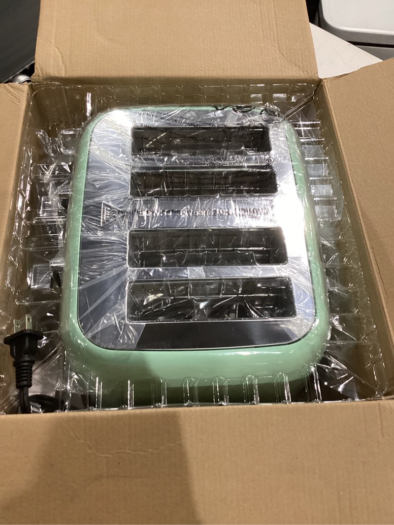 Condition photo showing New/Like New for roter mond toaster 4 slice retro stainless steel with extra wide slots bagel, defrost, reheat function, dual independent control panel, removable crumb tray, 6 browning levels, aqua green mint green