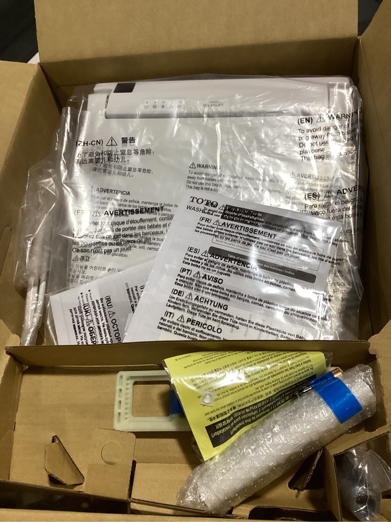 Condition photo showing Good Condition for toto® washlet® c5 electronic bidet toilet seat with premist and ewater+ wand cleaning, elongated, cotton white - sw3084#01 cotton white c5 elongated