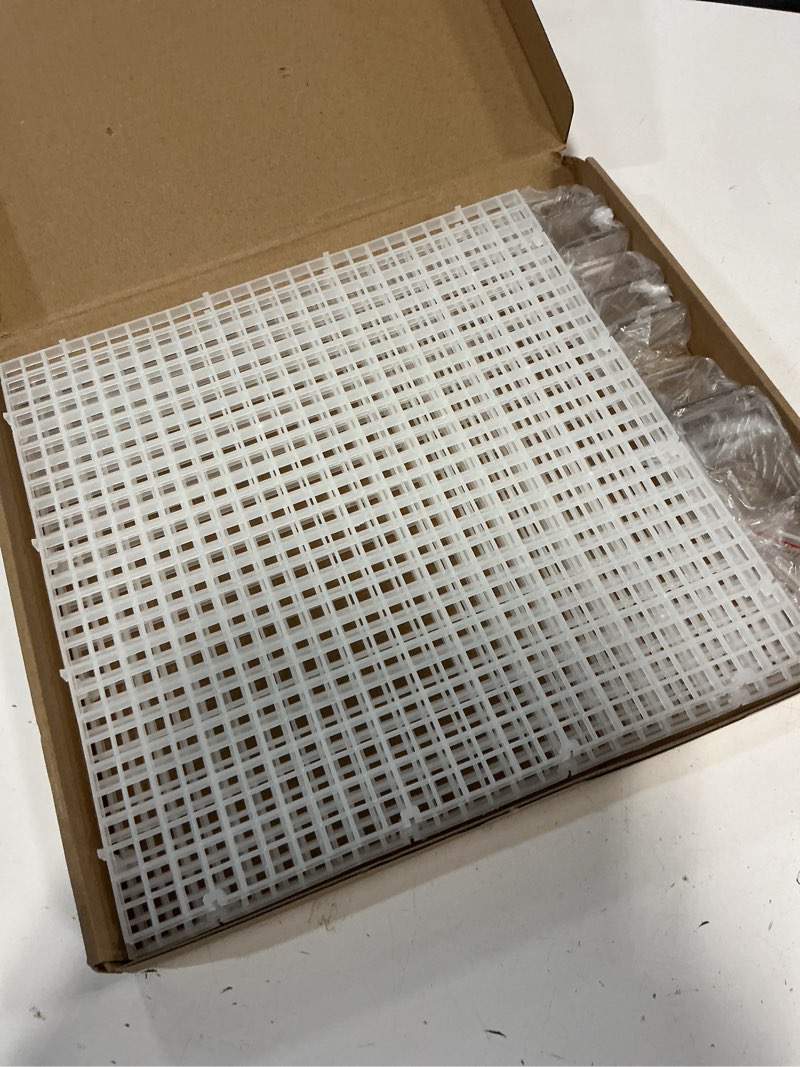 Condition photo showing Good Condition for 4 Aquarium lid Hood Fish Tank top Cover Terrarium lid Plastic Grid Panel Egg Crate Grate 6 Aquarium Glass Cover Board Clip