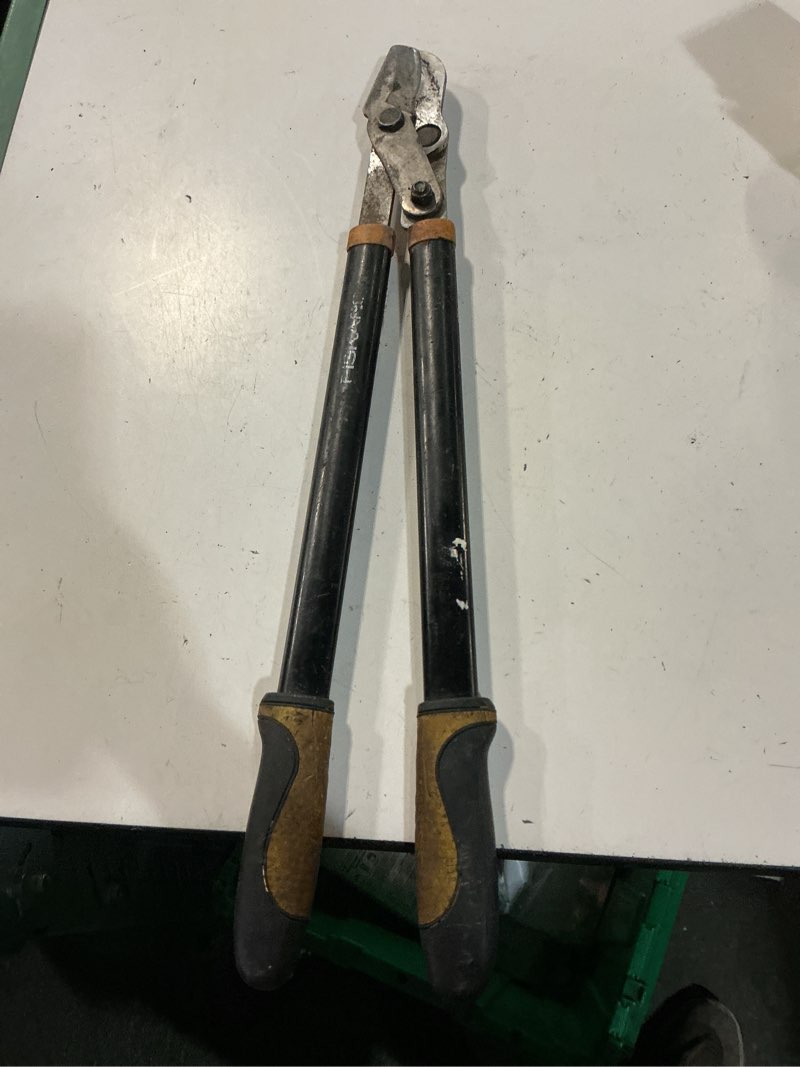 Condition photo showing As Is for landscapers select gl5096 anvil lopper, 1-1/4 in cutting capacity, carbon steel blade, steel handle, cushion grip handle