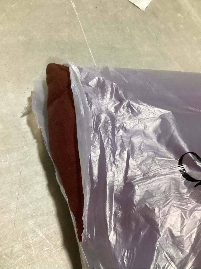 Condition photo showing Good Condition for european linen duvet cover , king/calking, burgundy