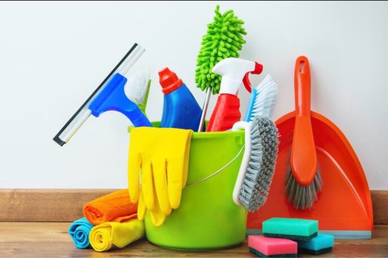 assorted lot of cleaning supplies 