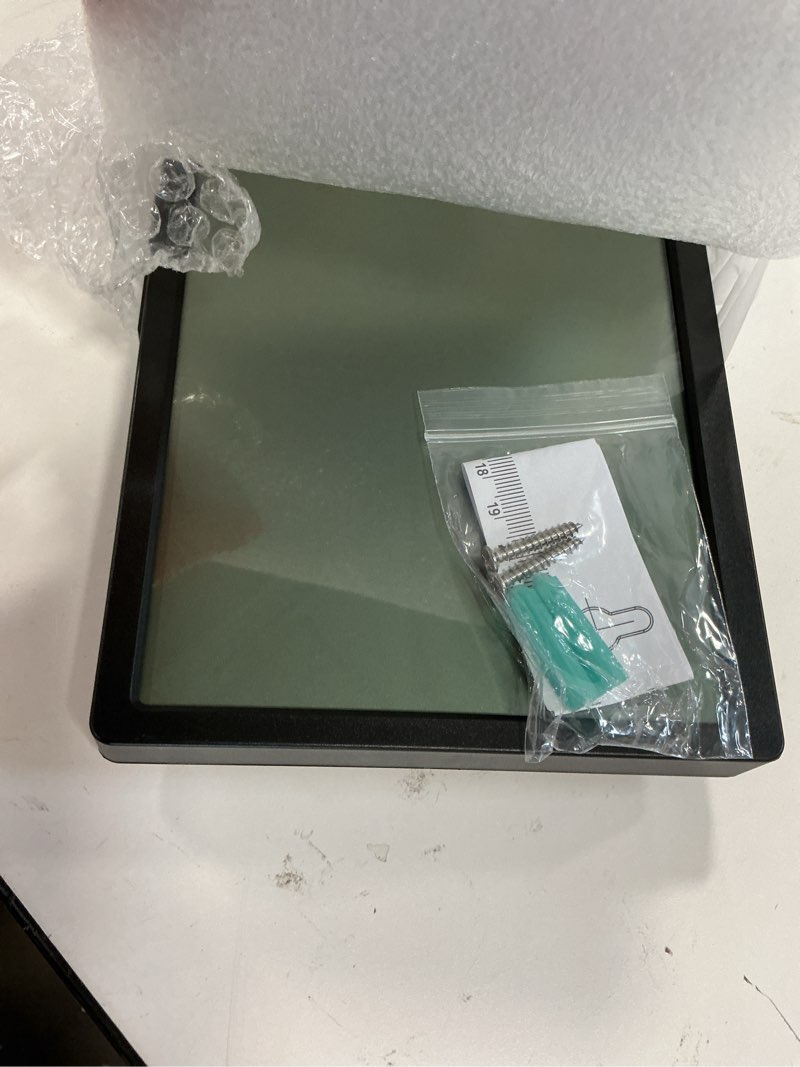 https://lotting-media.assets.bidfta.com/lotting_c4aab2d6-a905-43ca-b718-7b2dfb49a405