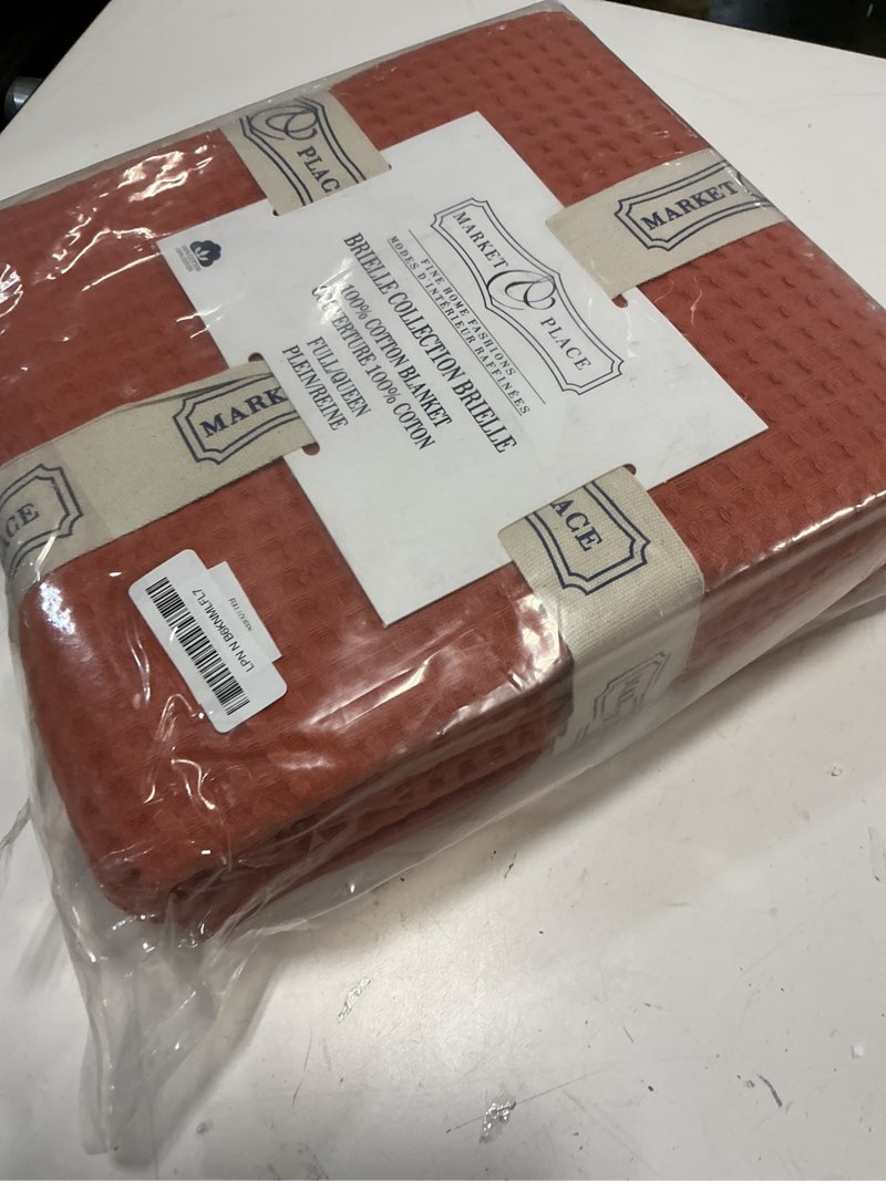 Condition photo showing New/Like New for 100% Cotton Waffle Weave Bed Blanket | Soft, Breathable, and Lightweight Blanket for All-Season | Perfect for Layering | Brielle Collection (Full/Queen, Burnt Orange) Full / Queen Burnt Orange