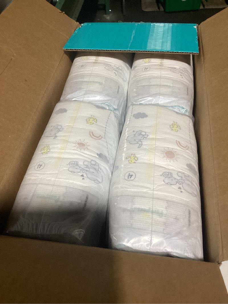 Condition photo showing Good Condition for Pampers Swaddlers Diapers, Size 4 (15-34 lbs), 120 Count, Absorbent, Keeps Baby Dry and Comfortable, Skin Safe Disposable Baby Diaper (Packaging May Vary) Size 4 120