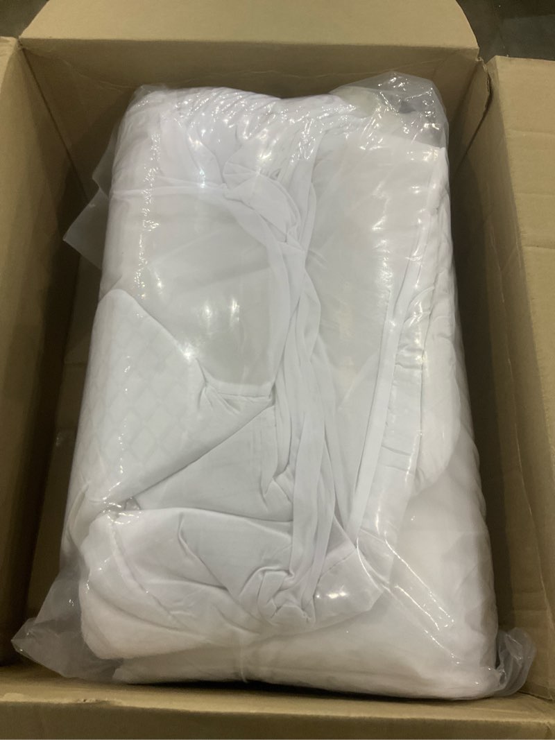 Condition photo showing New/Like New for Serta ComfortSure King Mattress Cover, Fitted Pillow Top Mattress Pad, Super Soft and Breathable Quilted Cotton Protector with 18" Elastic Deep Pockets for Secure Fit, White