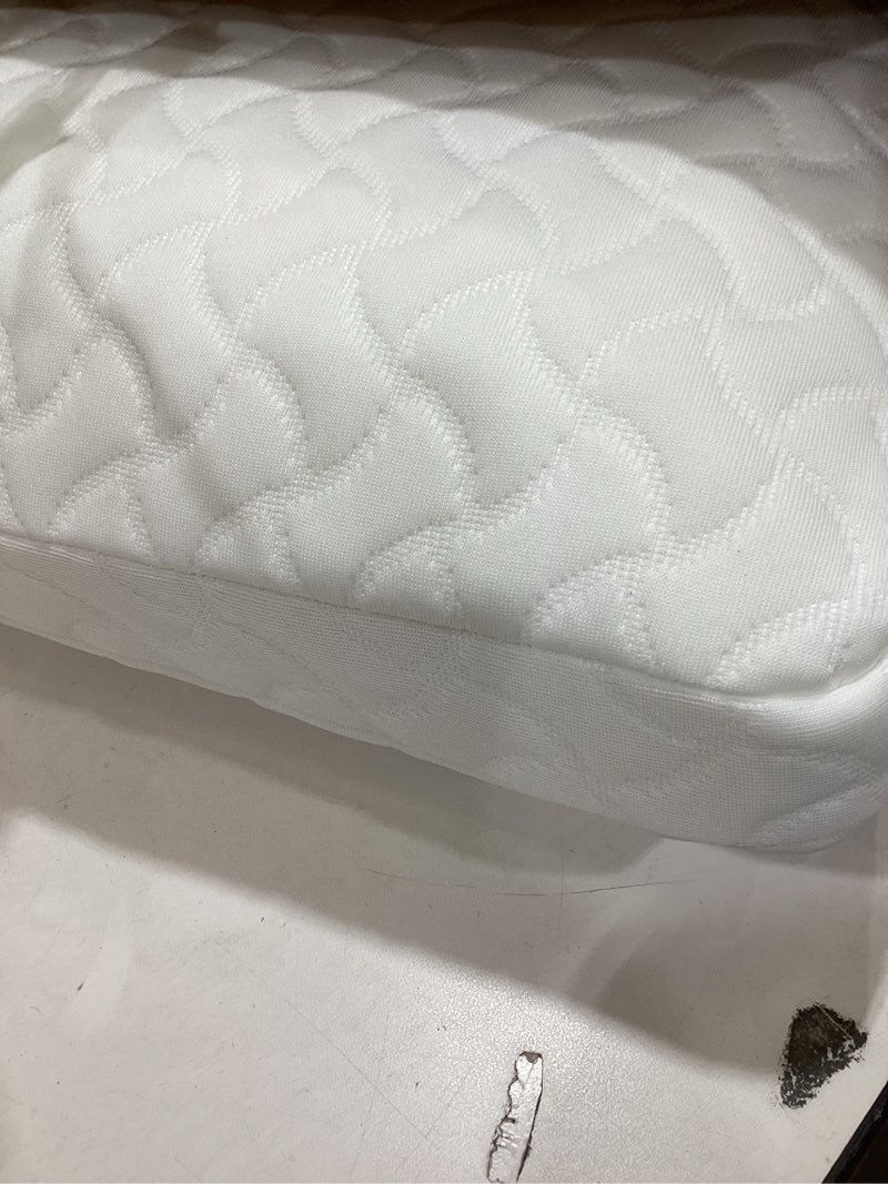 Condition photo showing Good Condition for tempur-pedic tempur-cloud pillow for sleeping, standard, white