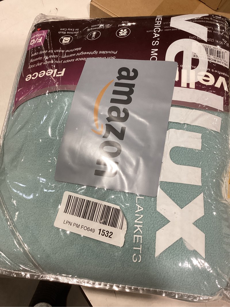 Condition photo showing Good Condition for Vellux Microfleece Blanket, Full/Queen, Light Blue Full Queen Blue