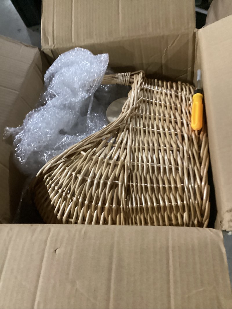 Condition photo showing Good Condition for vatima hyacinth medium wicker basket 13.6x9.5x5.6" - with handle, living room decor, rectangular design water hyacinth (1-pack) medium - 13.6"x 9.5"x5.6"h