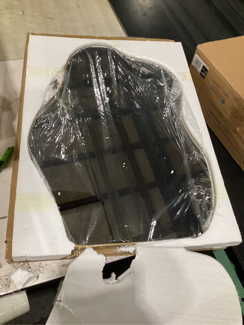 Condition photo showing New/Like New for wall mirror