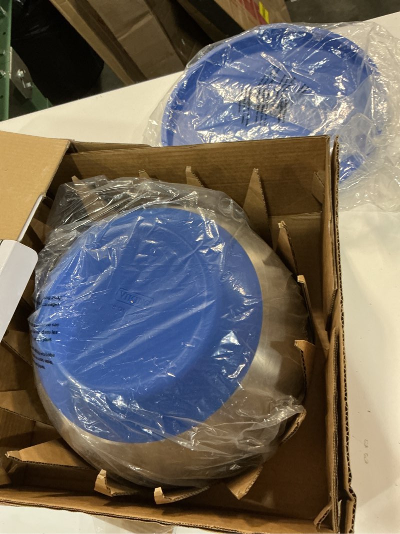 Condition photo showing As Is for stainless steel 10piece mixing bowl set with lids and silicone nonslip base, blue
