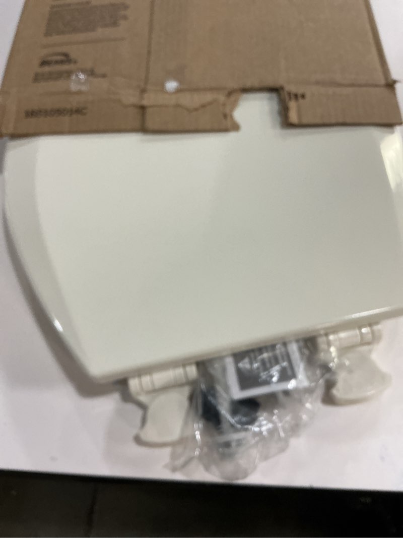 Condition photo showing Good Condition for bemis 500ec durable wood toilet seat with easy clean hinges, made in usa, round, biscuit biscuit round