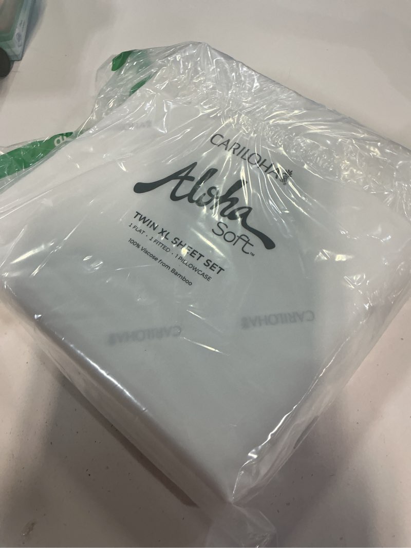 Condition photo showing New/Like New for cariloha aloha soft 2-piece sheet set | white | twin xl | made from 100% viscose derived from bamboo | introductory sheet line white twin xl