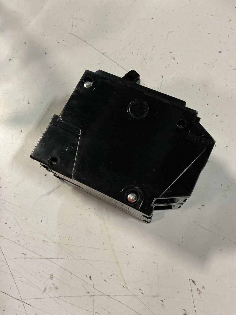 Condition photo showing Good Condition for thql2150 circuit breaker?fit for general electric?repalce for thql 2p 50a breaker,2 pole 50 amp 120/240v 10ka?plug-in mount standard?thermal magnetic protection