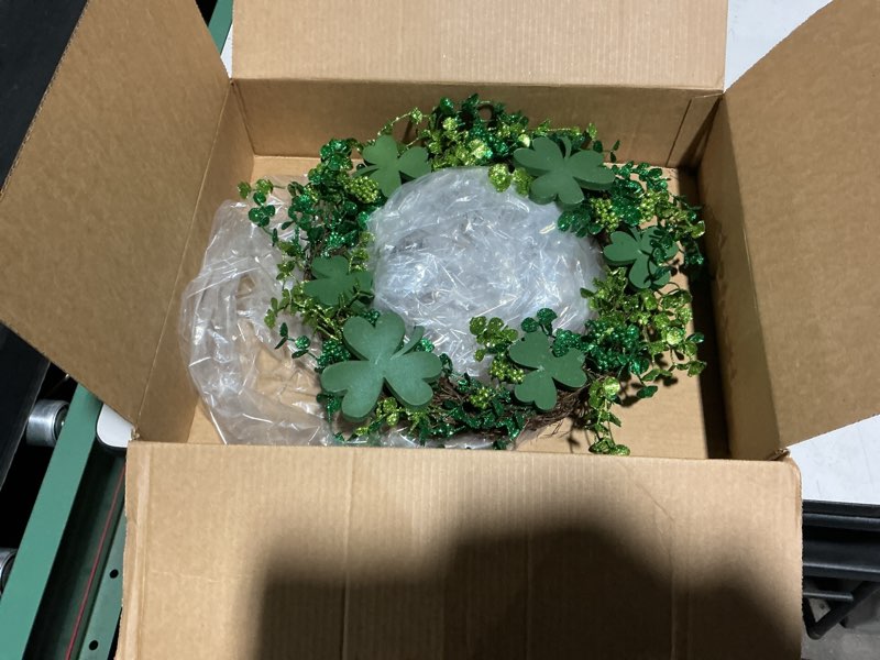 hotop 18 inch st patrick's day front door shamrock wreath lucky artificial shamrock st patrick's day