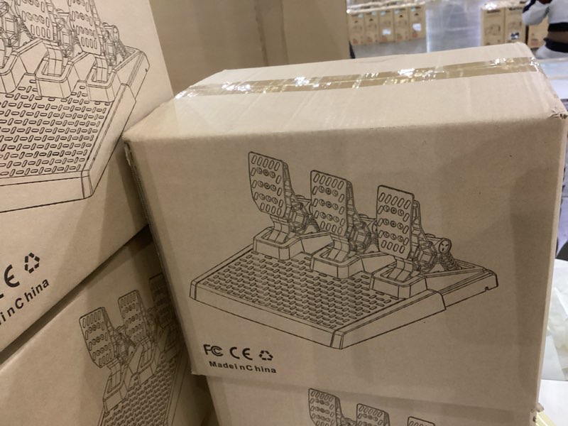 Condition photo showing New/Like New for DOYO Gaming Steering Wheel and Pedals