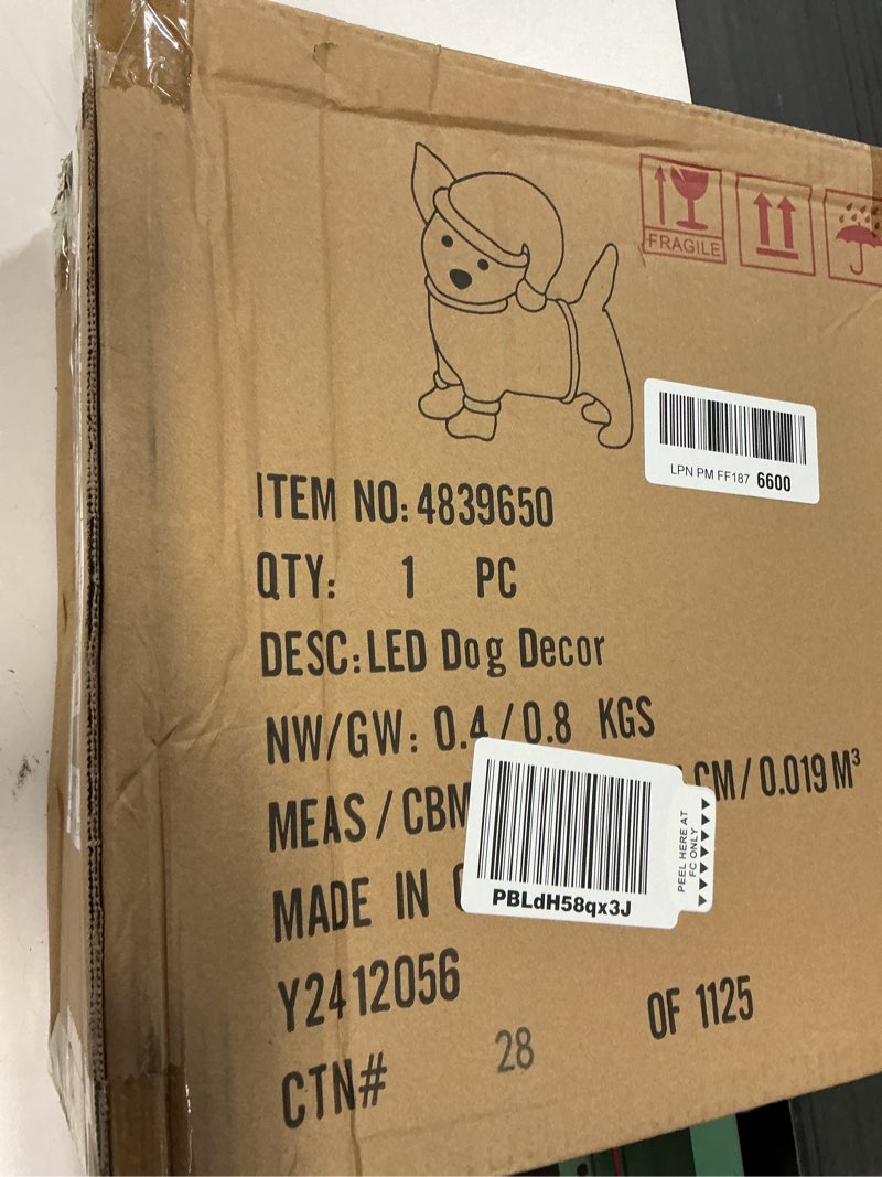 Condition photo showing New/Like New for Christmas Lighted Dog Decoration Pre-lit 3D Glittered Fluffy Puppy Battery Operated Lighted Up Sitting Ornament Outdoor Indoor Christmas Decoration for Home Lawn Yard Garden Display Cottage