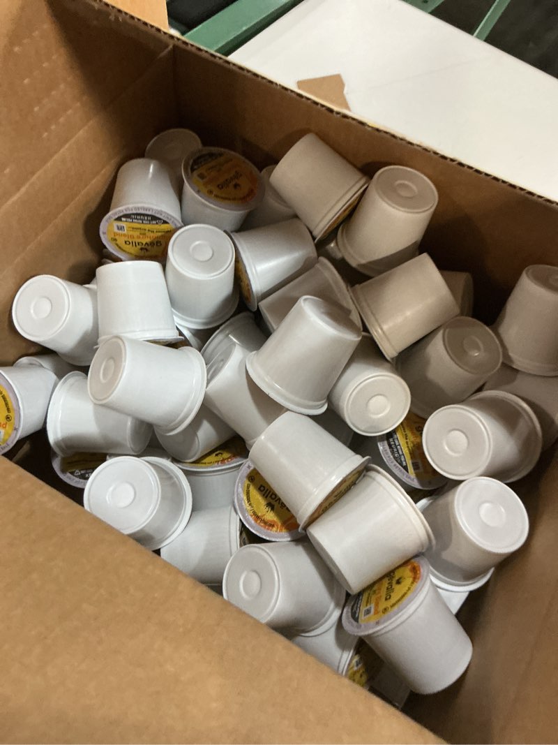 Condition photo showing New/Like New for ( BEST BY :2026-10-30) Gevalia Signature Blend Mild Light Roast K-Cup Coffee Pods, 84 ct Box Signature 84 Count (Pack of 1)