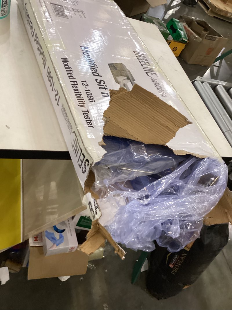 baseline sit n' reach trunk flexibility assessment testing box with easy-to-read scale and footplate