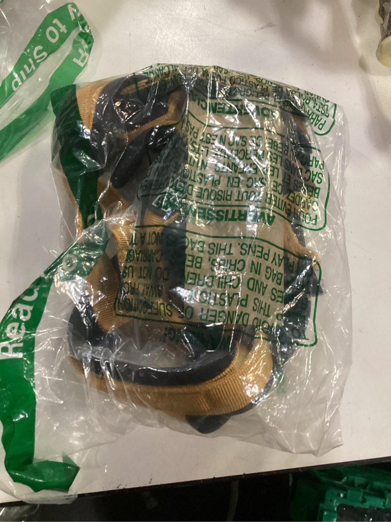 Condition photo showing Good Condition for made to roam premium explorer harness - y-shaped dog harness with adjustable durable nylon, soft padding, metal buckles and leather handle for small, medium, large dogs (michigan autumn, size 4) michigan autumn size 4