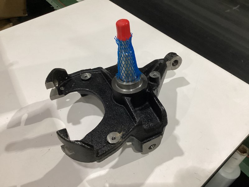 Condition photo showing New/Like New for 3" drop spindles lowering spindle rwd for chevrolet chevy c10 1975-1986, c10 suburban 1973-1986 (u/k 73-74), r1500 suburban 1989-1991, for gmc c1500 & suburban 1985 1986 (fit 1.25" rotors 2wd only)