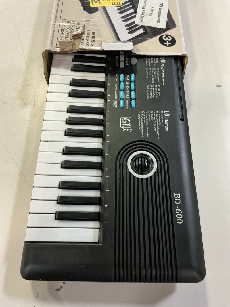 Condition photo showing Good Condition for 61 keys keyboard piano, Electronic Digital Piano with Built-In Speaker Microphone, Portable Keyboard Gift Teaching for Beginners, electric piano for kids Black
