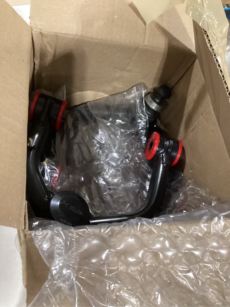 Condition photo showing Good Condition for control arms