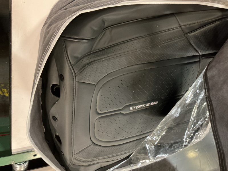 Condition photo showing Good Condition for NS YOLO Full Coverage Leather Car Seat Covers for Cars,SUVs and Pick-up Trucks,Car Seat Protector,Automotive Seat Covers,Car Seat Cushion,Black Seat Cover,Front Seat Cover for 2 Seats Black Front Pair