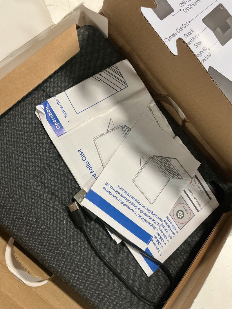 Condition photo showing Good Condition for onn keyboard folio case for onn 11” tablet 2026 only — not for older onn 11” tablets