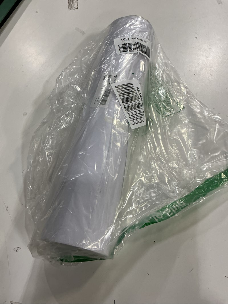 Condition photo showing Good Condition for practicalWs 15.7 inch×984.2 inch White Contact Paper Self-Adhesive Wallpapaer Peel and Stick Solid Color for Kitchen Easy and Fast Installation Easy to Clean