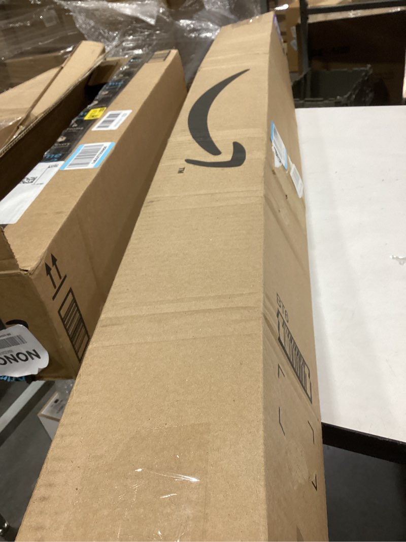 Condition photo showing Good Condition for cordless blind