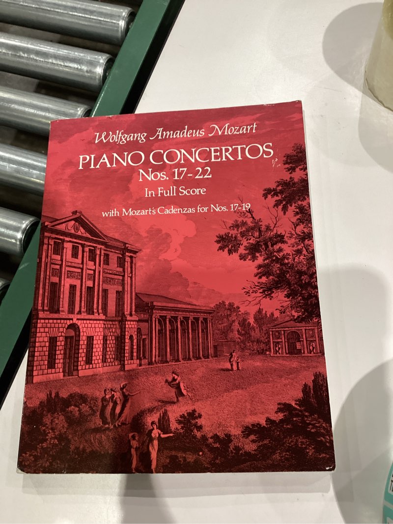 Condition photo showing Good Condition for Piano Concertos Nos. 17-22 in Full Score (Dover Orchestral Music Scores)