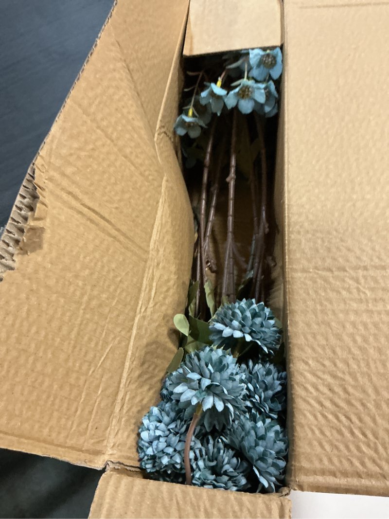 Condition photo showing Good Condition for hyeflora fake kiku flowers, faux silk pompon mums artificial flowers, chrysanthemum stems floral arrangement dried flowers vintage decorative indoor home decor blue with wax (vase not included) blue wax+kiku