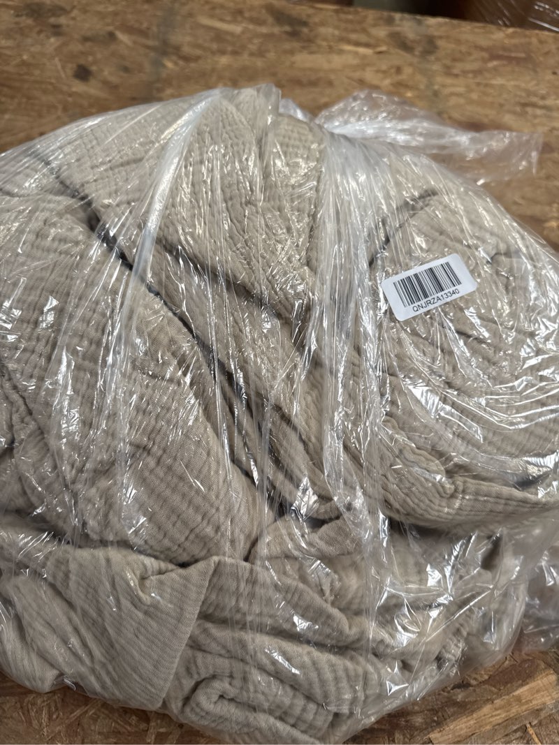 Condition photo showing Good Condition for organic airy gauze duvet cover set, king/cal king, dune