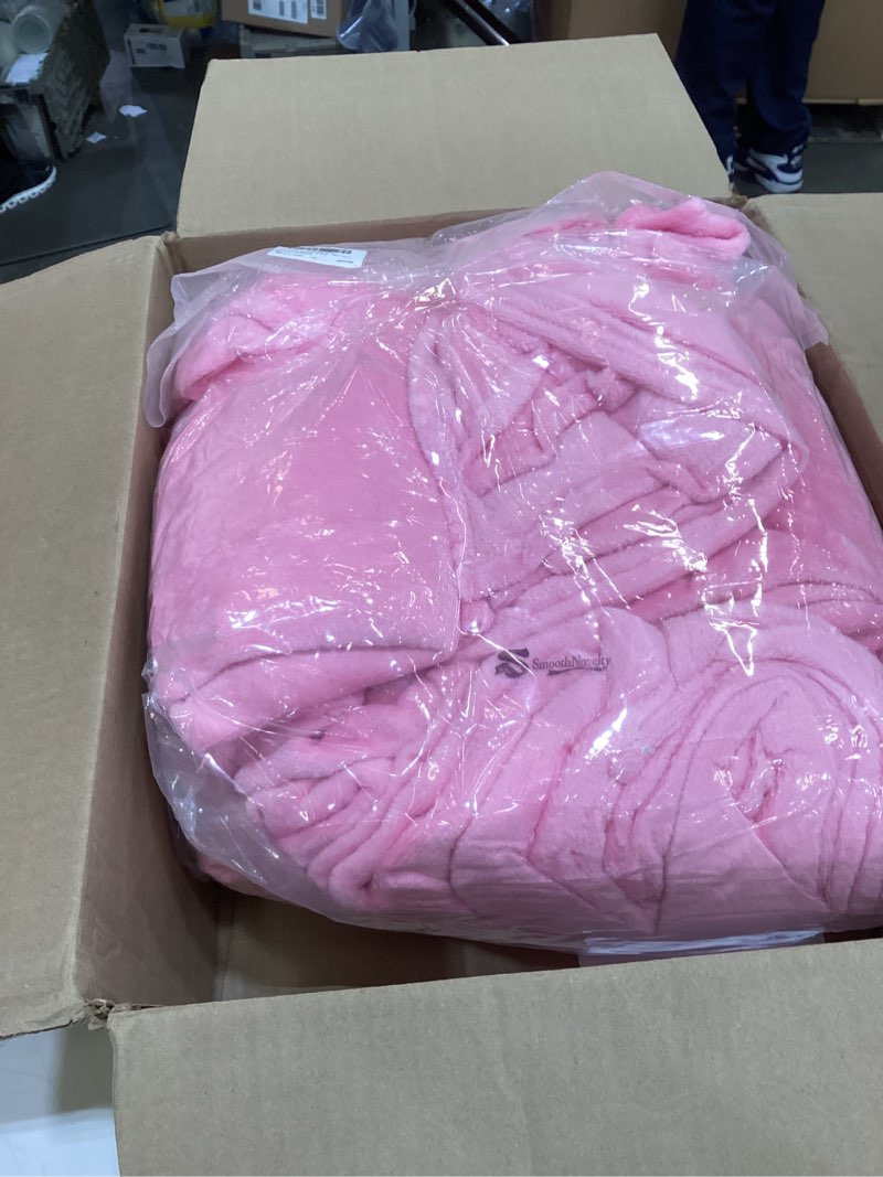 Condition photo showing Good Condition for 12 pcs fleece blankets for girls sleepover party soft fuzzy throw blanket 40 x 60 inch warm flannel blanket for teenager bed travel spa movie party(pink)