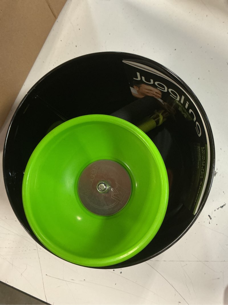 Condition photo showing Good Condition for the ultimate diabolo set