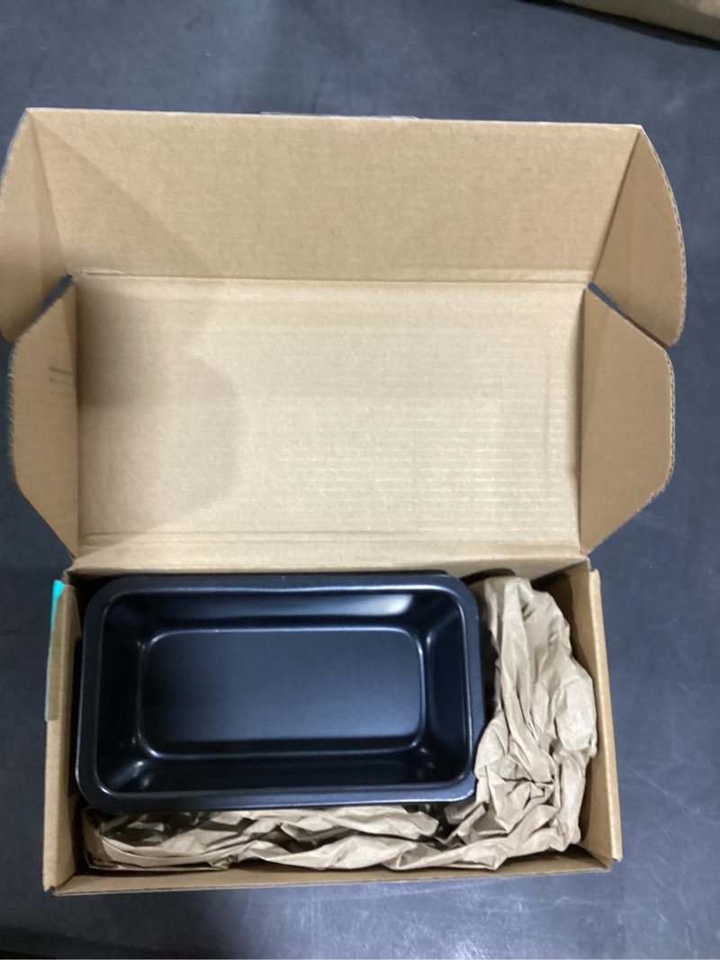 Condition photo showing Good Condition for 6 PCS Mini Nonstick Carbon Steel Baking Bread Pan,Mini Loaf Pans,Small Banana Bread Tins,6.2" x 3.2"