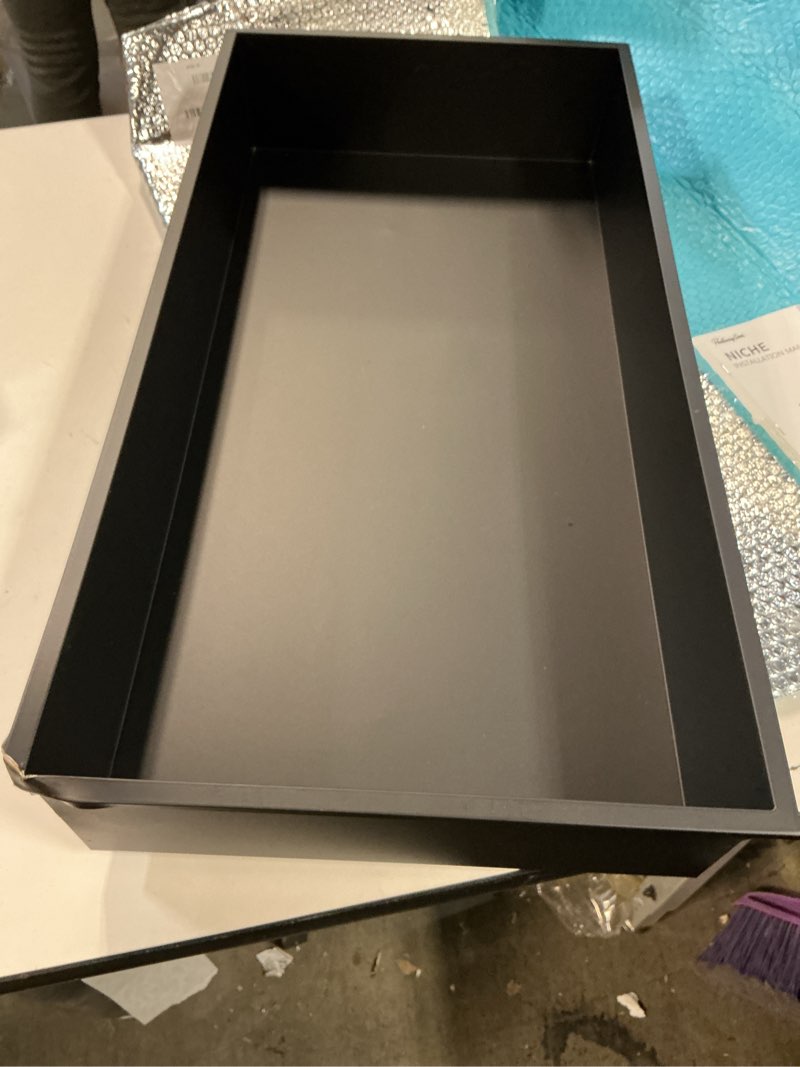 Condition photo showing As Is for MasterClass 35 x 24 cm Baking/Roasting Tray with PFOA Free Non Stick, Robust 1 mm Carbon Steel Deep Rectangular Traybake Tin