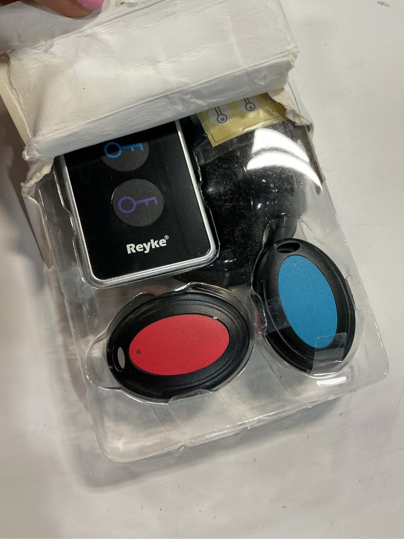 Condition photo showing Good Condition for reyke key finder, 80db+ rf item locator tags with 131ft. working range, wireless remote tracker for wallet, phone, glasses, pet, 1 rf transmitter & 4 receivers
