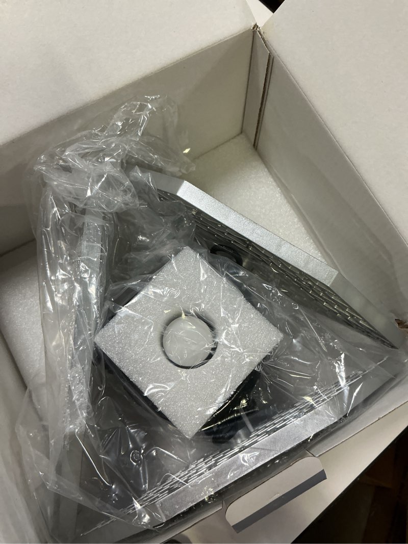 Condition photo showing Good Condition for KERNOWO LED Garage Lights, 140W 18500 Lumens Garage Lighting, 6000K Daylight with Deformable Three Panel Ceiling Light Fixture E26/E27 Triple Glow LED Shop Light for Basement Workshop Warehouse Silver