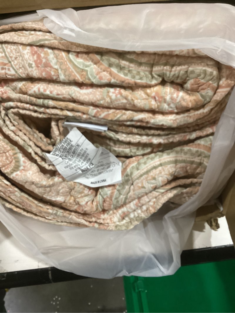 Condition photo showing Good Condition for Levtex Home - Spruce Coral Quilt Set - King/Cal King Quilt (106x92in.) + Two King Pillow Shams (36x20in.) - Paisley Pattern in Coral and Tan - Reversible - Cotton King Coral