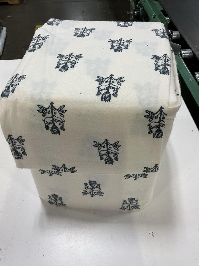 Condition photo showing New/Like New for full ultra soft flannel sheet set blue woodblock - threshold™