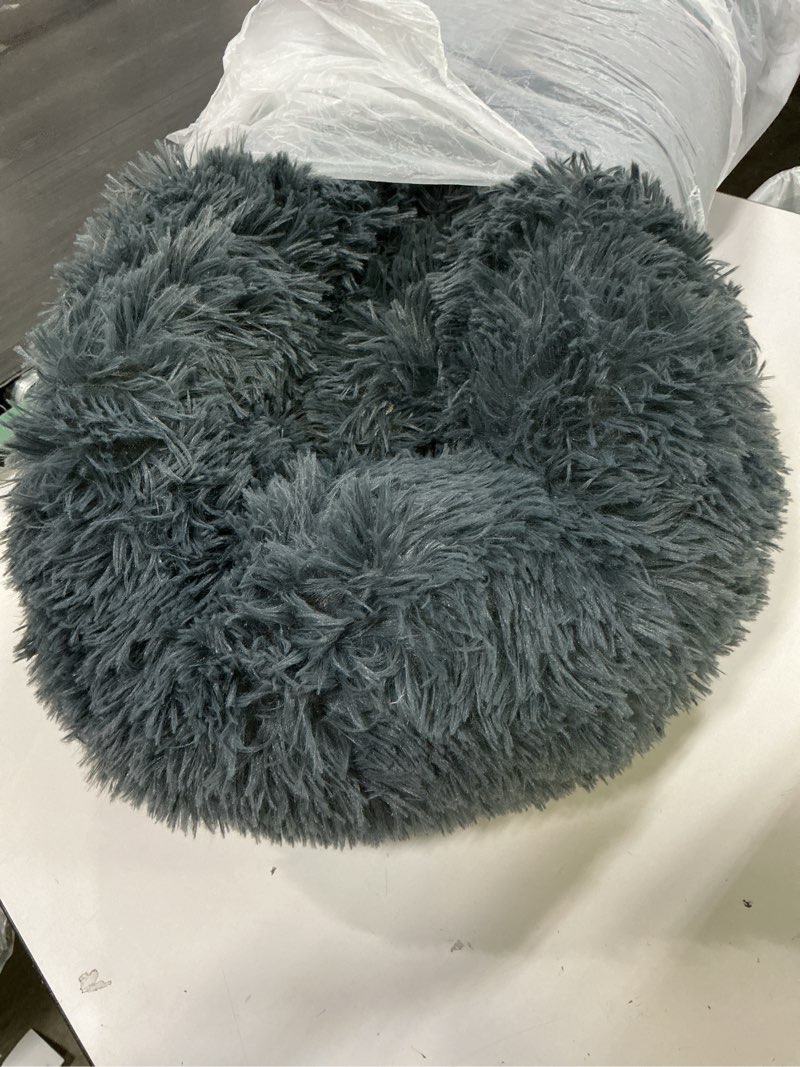 Condition photo showing Good Condition for WESTERN HOME WH Calming Dog & Cat Donut Cuddler, Anti-Anxiety Warming Cozy Soft Round Bed, Fluffy Faux Fur Plush Cushion for Small Medium Dogs and Cats (20"/24"/27"/30") 30.0"L x 30.0"W x 8.0"Th Navy Grey