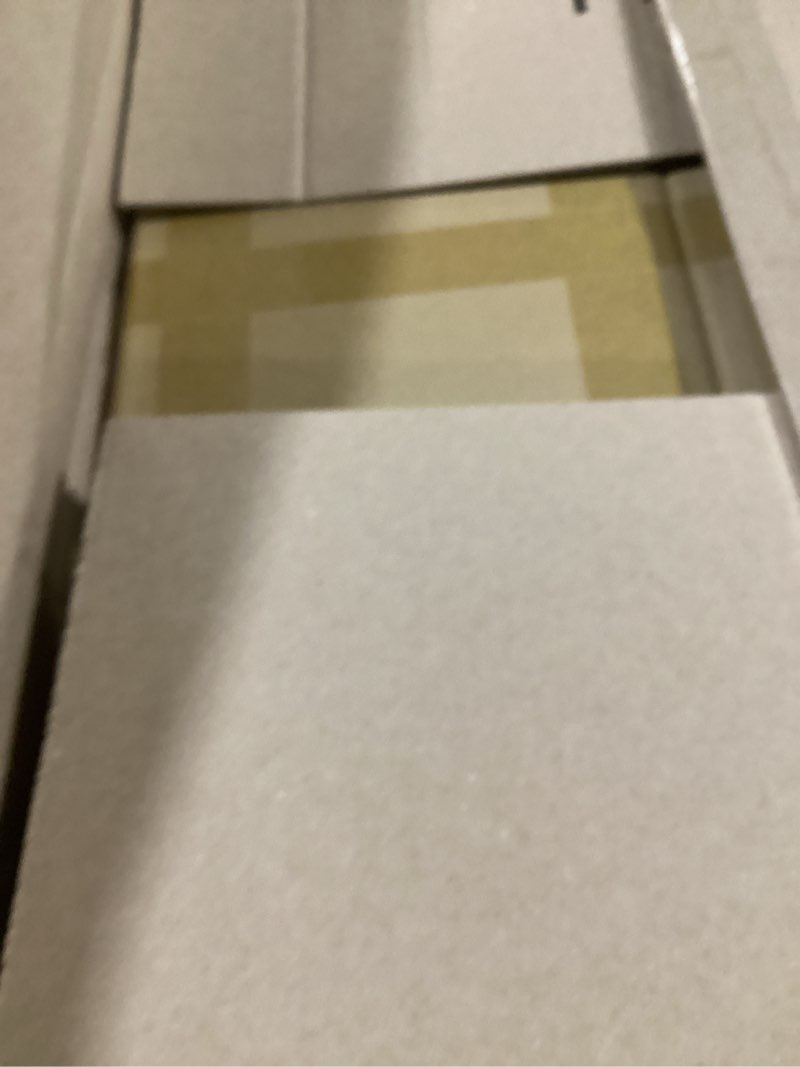 Condition photo showing Good Condition for stainless steel cutting boards for kitchen, lipped stainless steel cutting board. large cutting board suitable for meat, fruits, vegetables, bread, and baking (50 x 40cm / 19.68"l x 15.74"w) stainless steel 19.7"l x 15.7"w